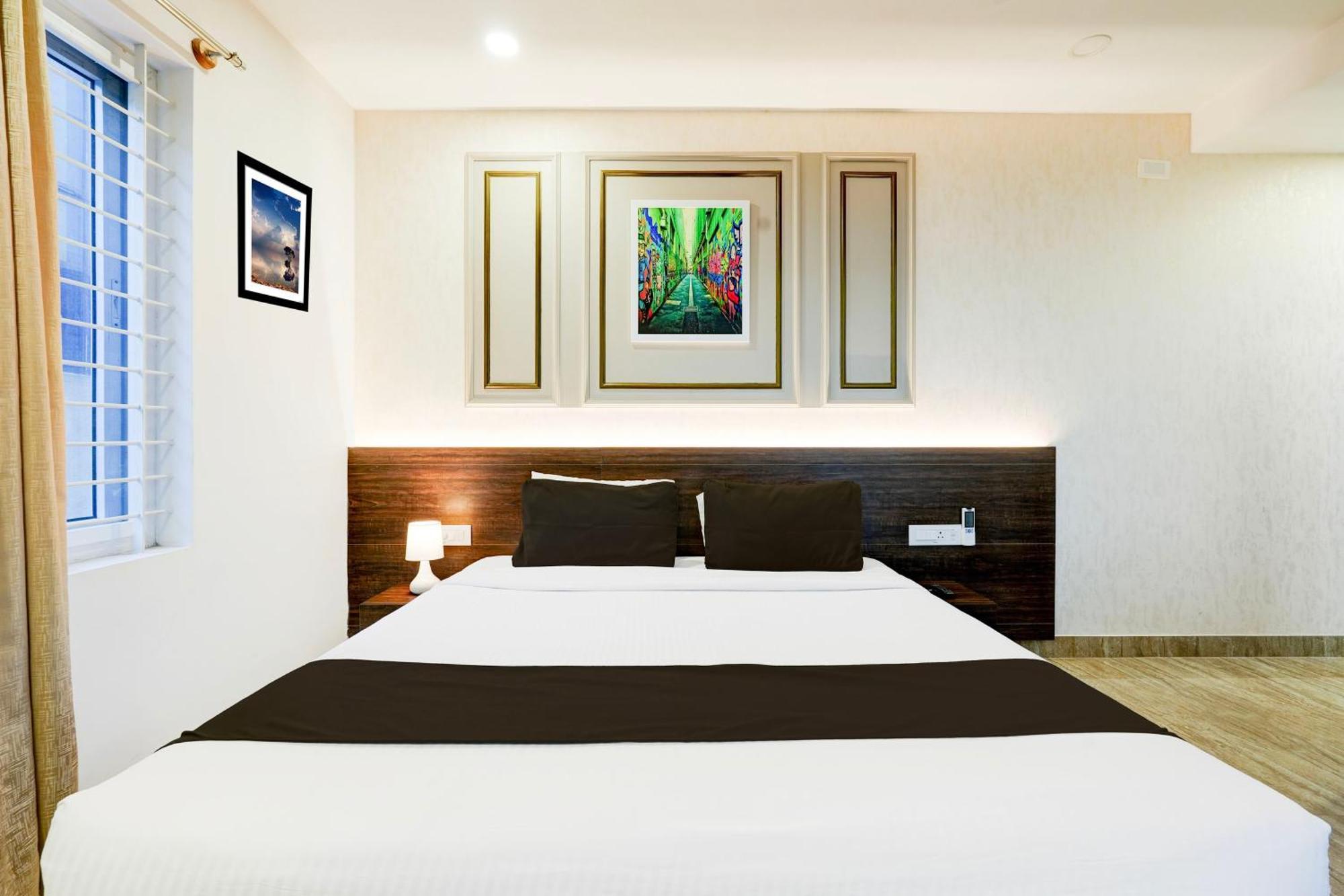 Super Townhouse Oak Aecs Formerly Bangalore Times Exteriér fotografie
